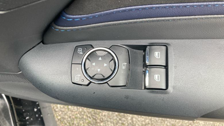 Ford Mustang 5.0 V8 Dark Horse 2dr Petrol Coupe